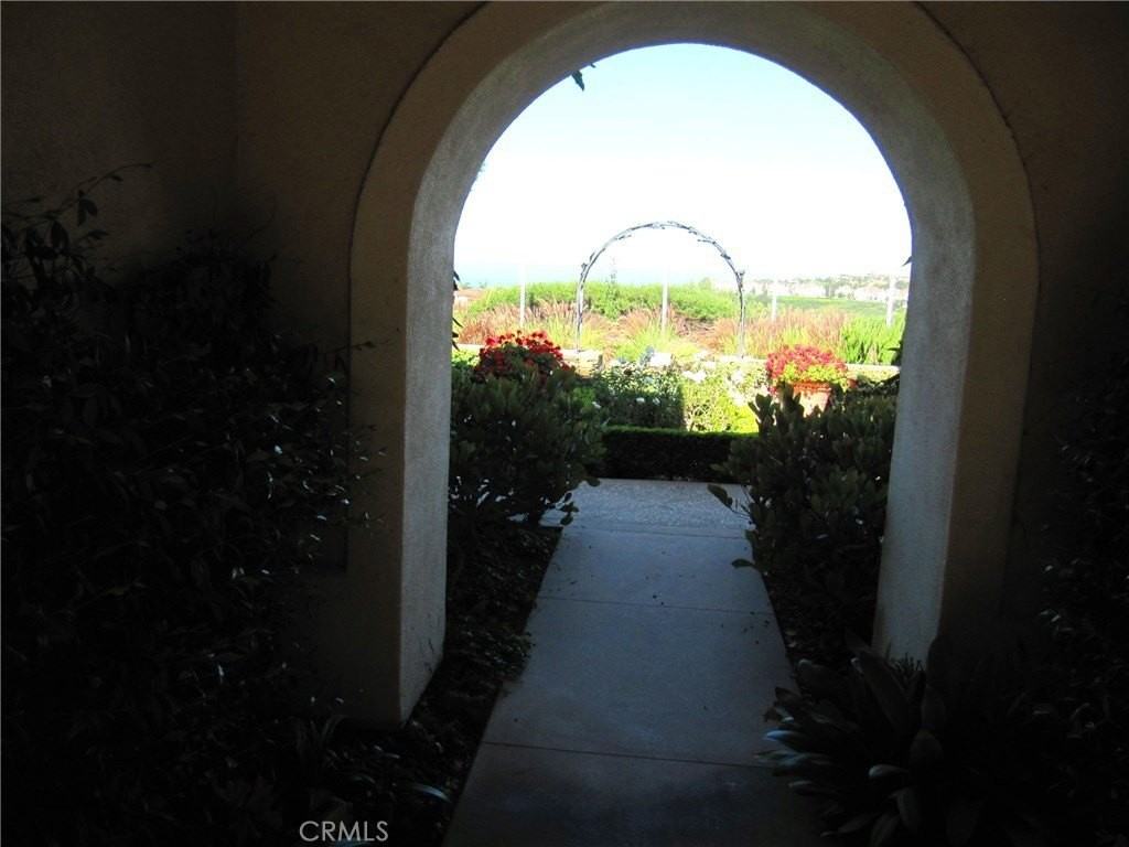 17 Savona Ct - Photo 6 of 50