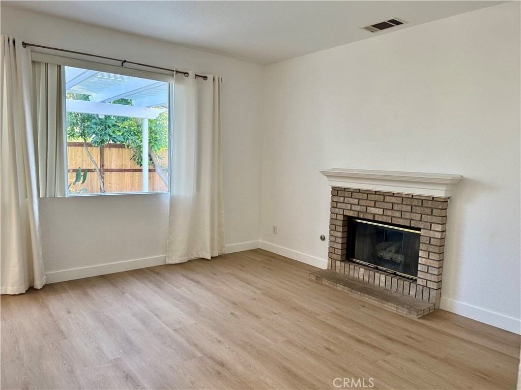 57 Boulder Creek Way - Photo 4 of 18