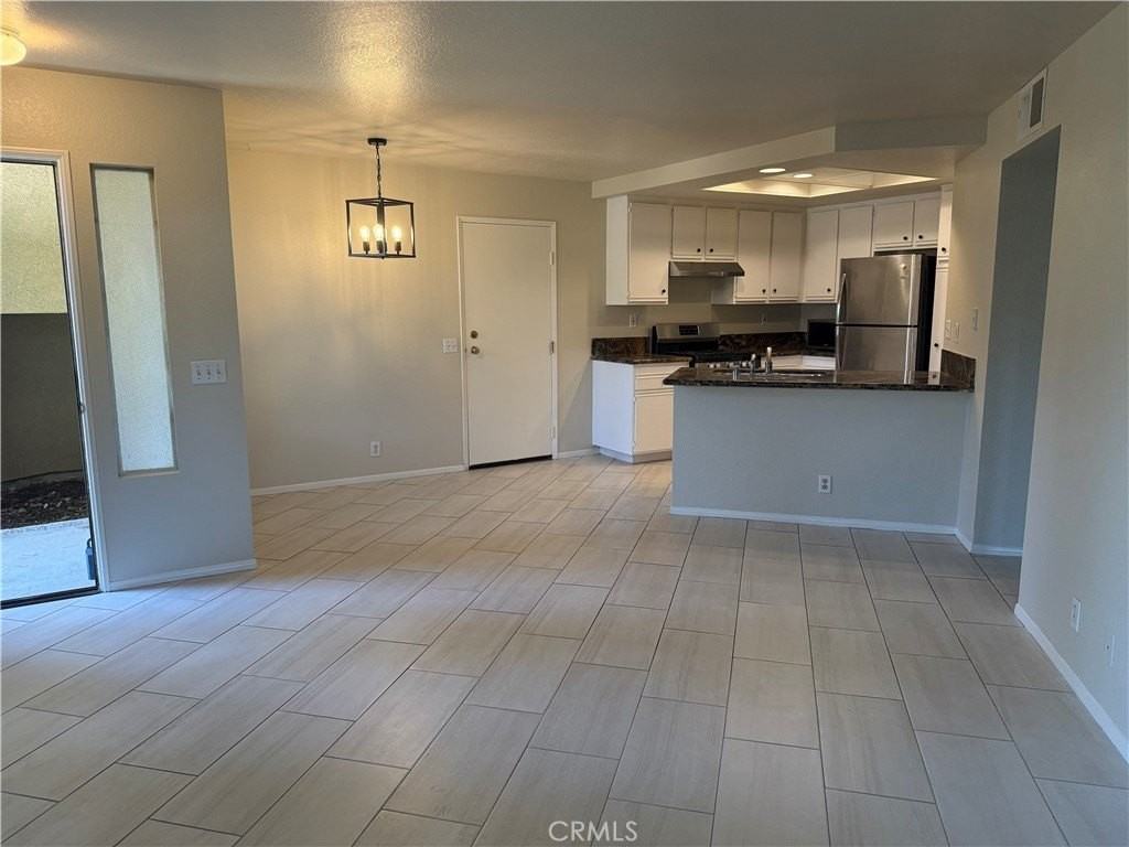 1 Pomelo - Photo 4 of 16