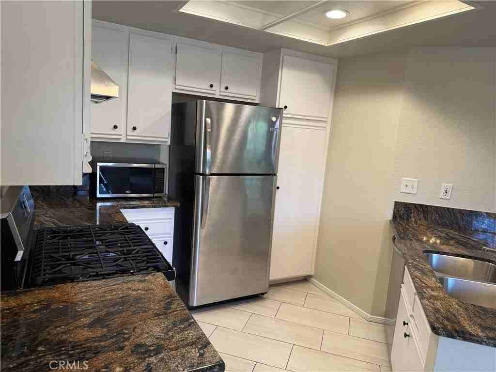 1 Pomelo - Photo 6 of 16