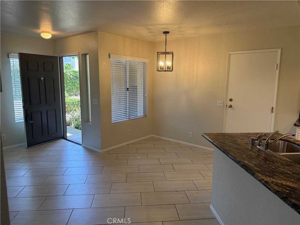 1 Pomelo - Photo 7 of 16