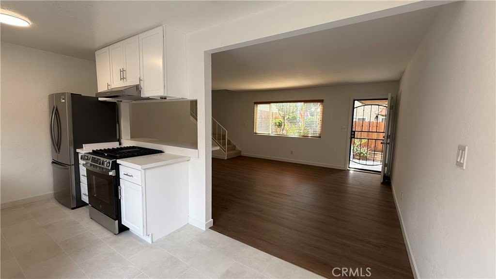 313 Avenida Santa Barbara #B - Photo 2 of 26