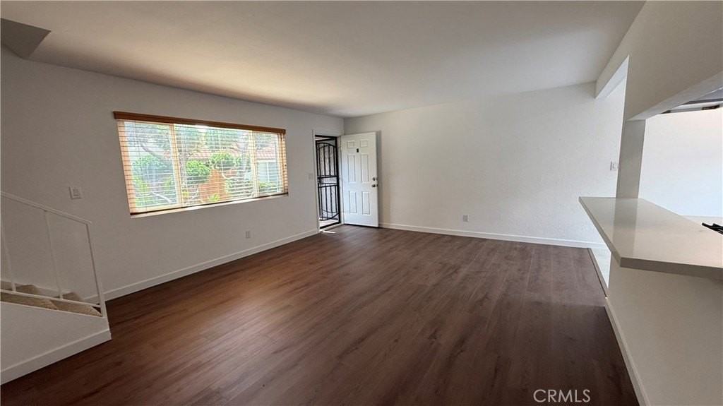 313 Avenida Santa Barbara #B - Photo 7 of 26