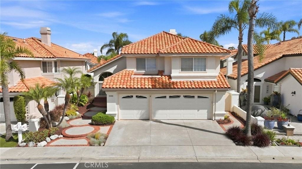 1504 Avenida De Nogales - Photo 4 of 50