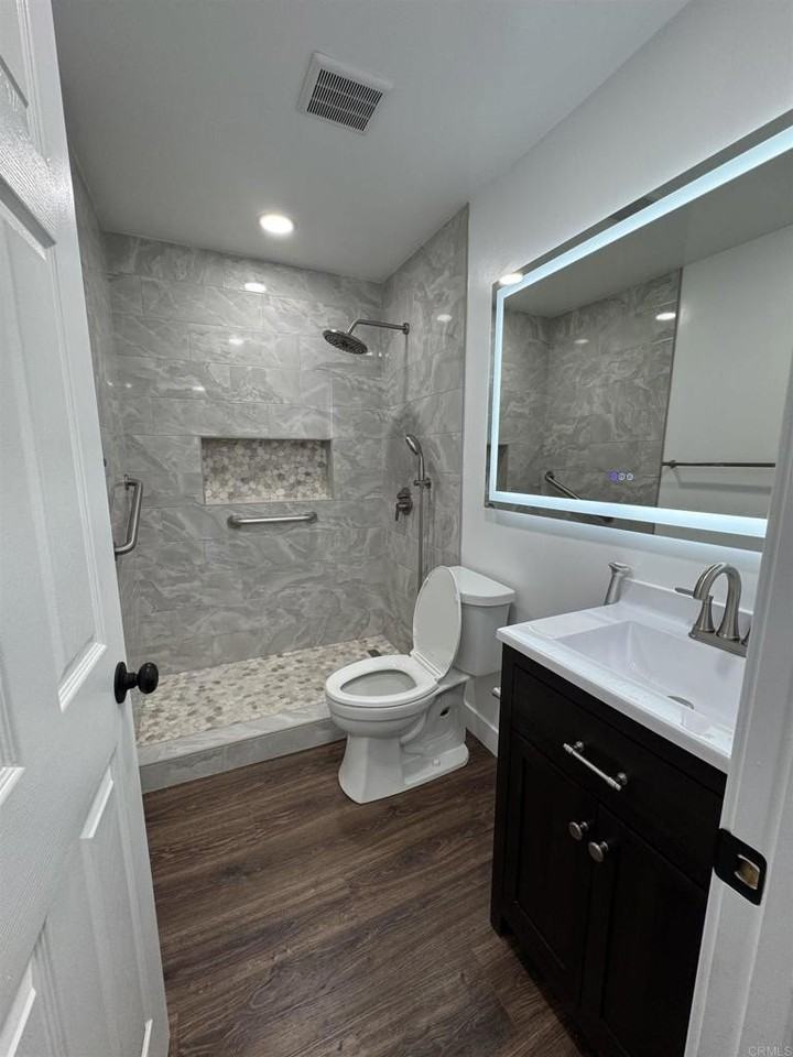 847 Tamayo Dr - Photo 4 of 14