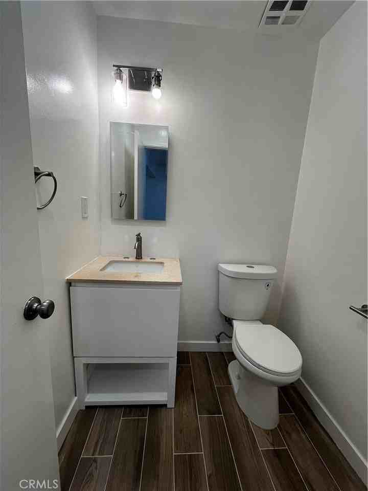 11861 Bailey St #D - Photo 7 of 26