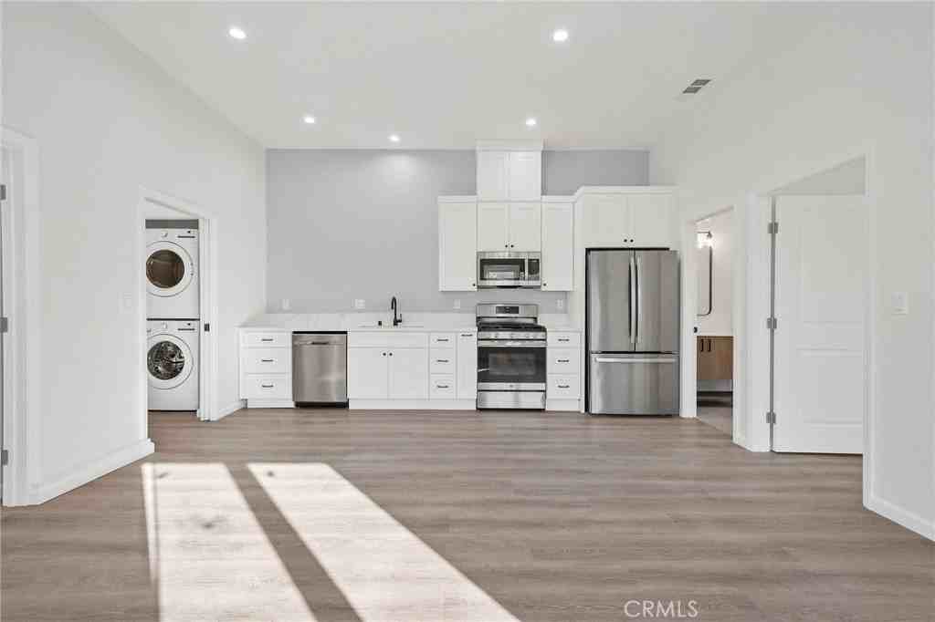 10318 Burin Ave #1-2 - Photo 3 of 9