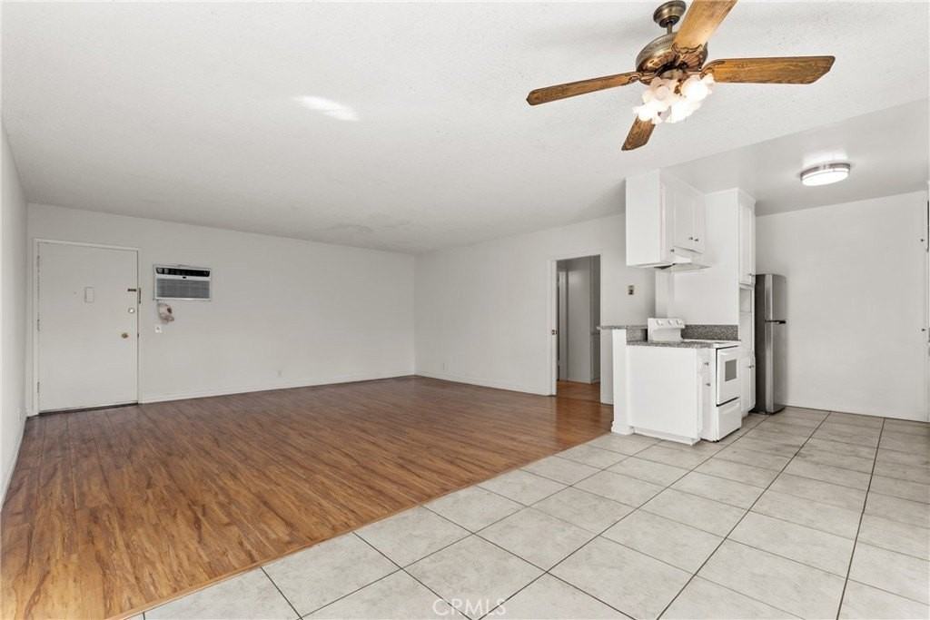 4924 Kester Ave #10 - Photo 3 of 17