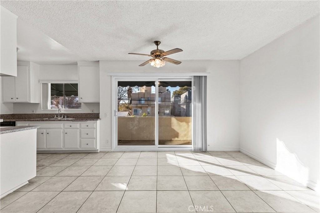4924 Kester Ave #10 - Photo 7 of 17