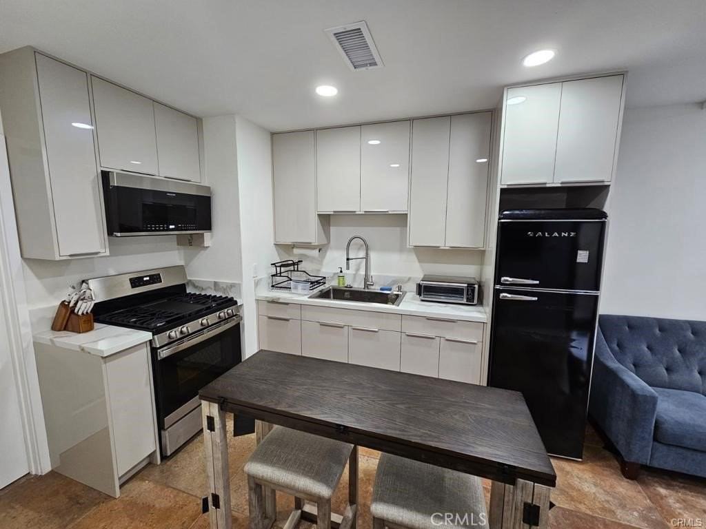 12174 Carmel Park Dr - Photo 5 of 14