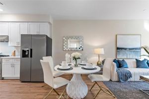 featured image of 961 E Phillips Blvd #01