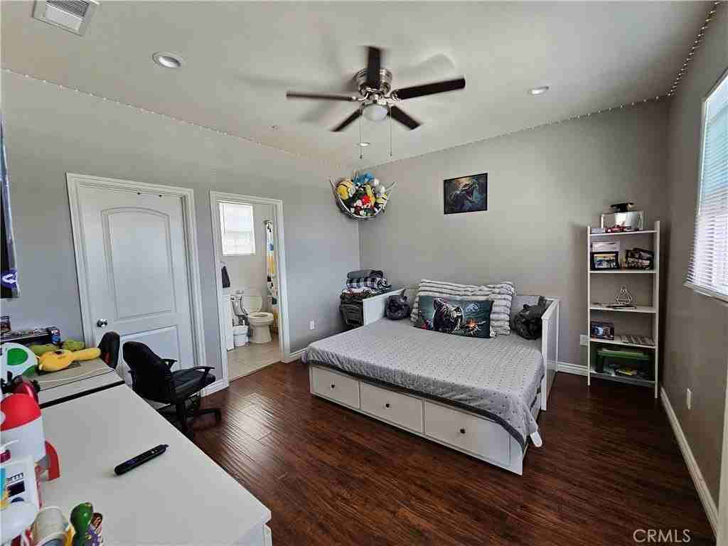 1036 W Fernleaf Ave - Photo 2 of 7