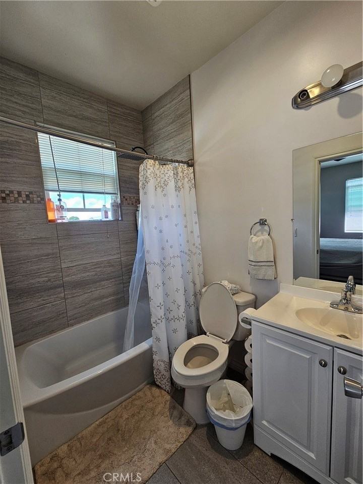 1036 W Fernleaf Ave - Photo 5 of 7