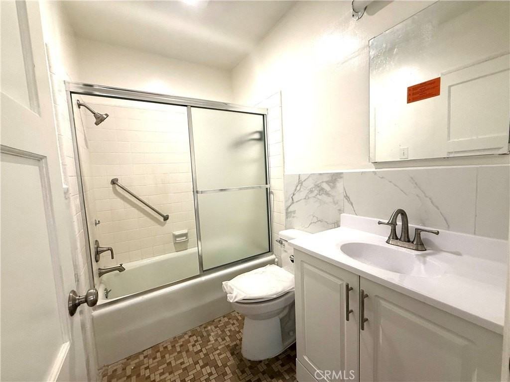 1148 S 2nd St Street - Photo 5 of 19