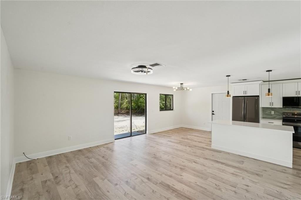 1503 E 14th St - Photo 6 of 30