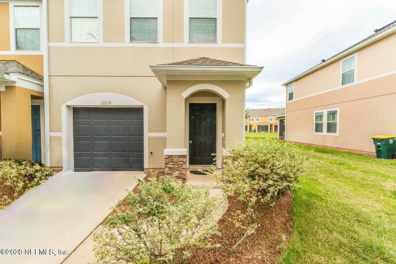 13319 Low Tide Way - Photo 3 of 24