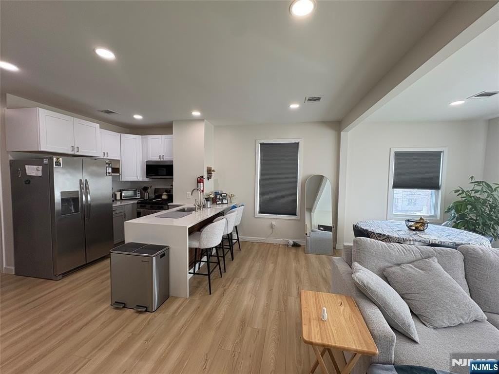 540 Elm St - Photo 2 of 8