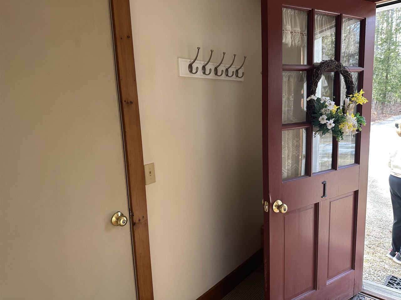 108 S Bennington Rd - Photo 6 of 22