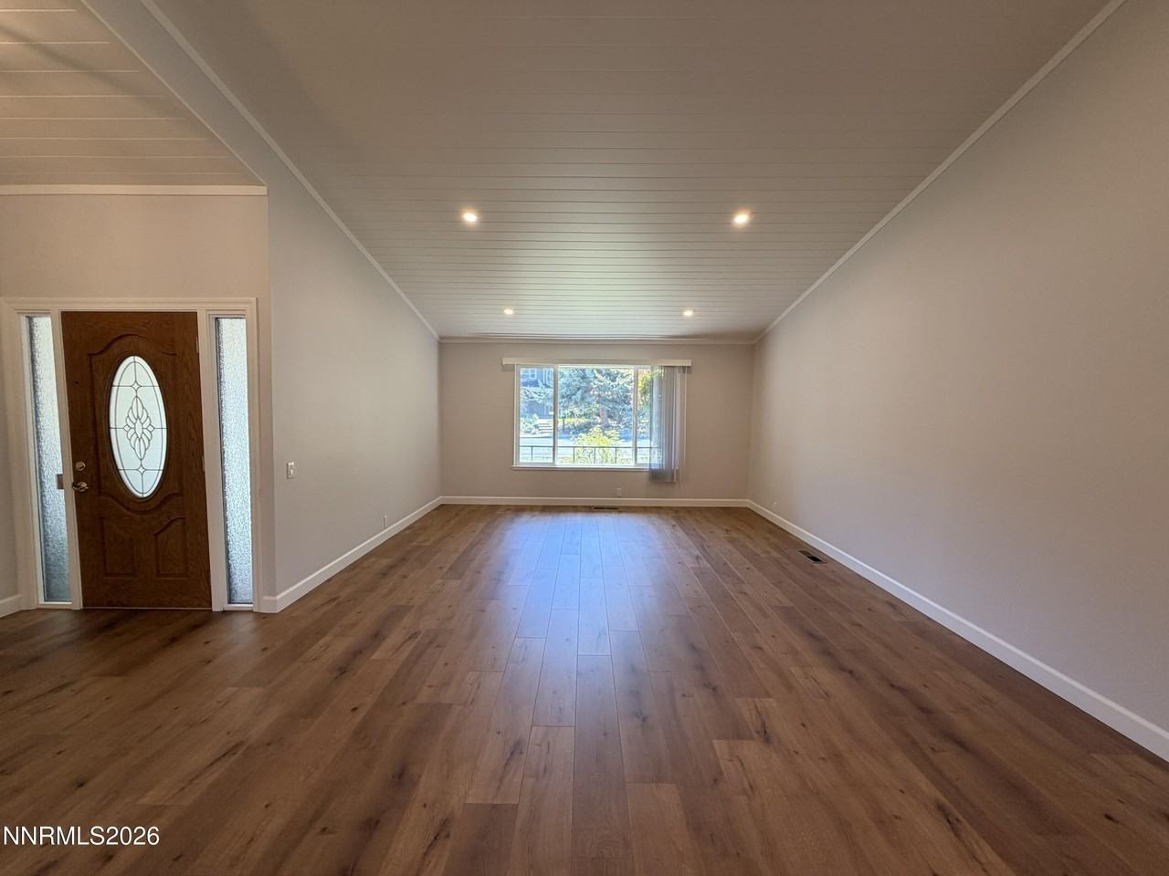 795 Twin Pines Ct - Photo 4 of 25