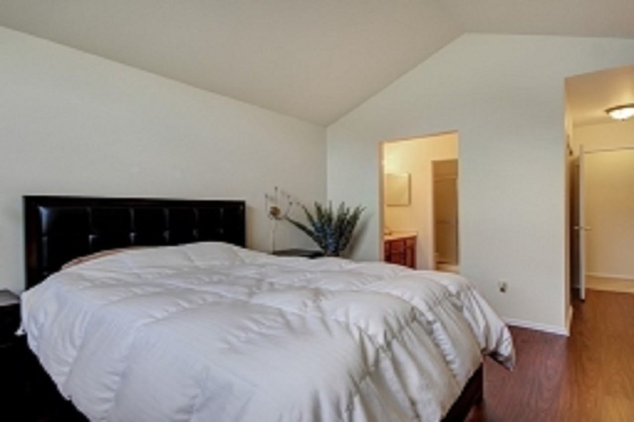 70 Wescott Rd - Photo 3 of 10