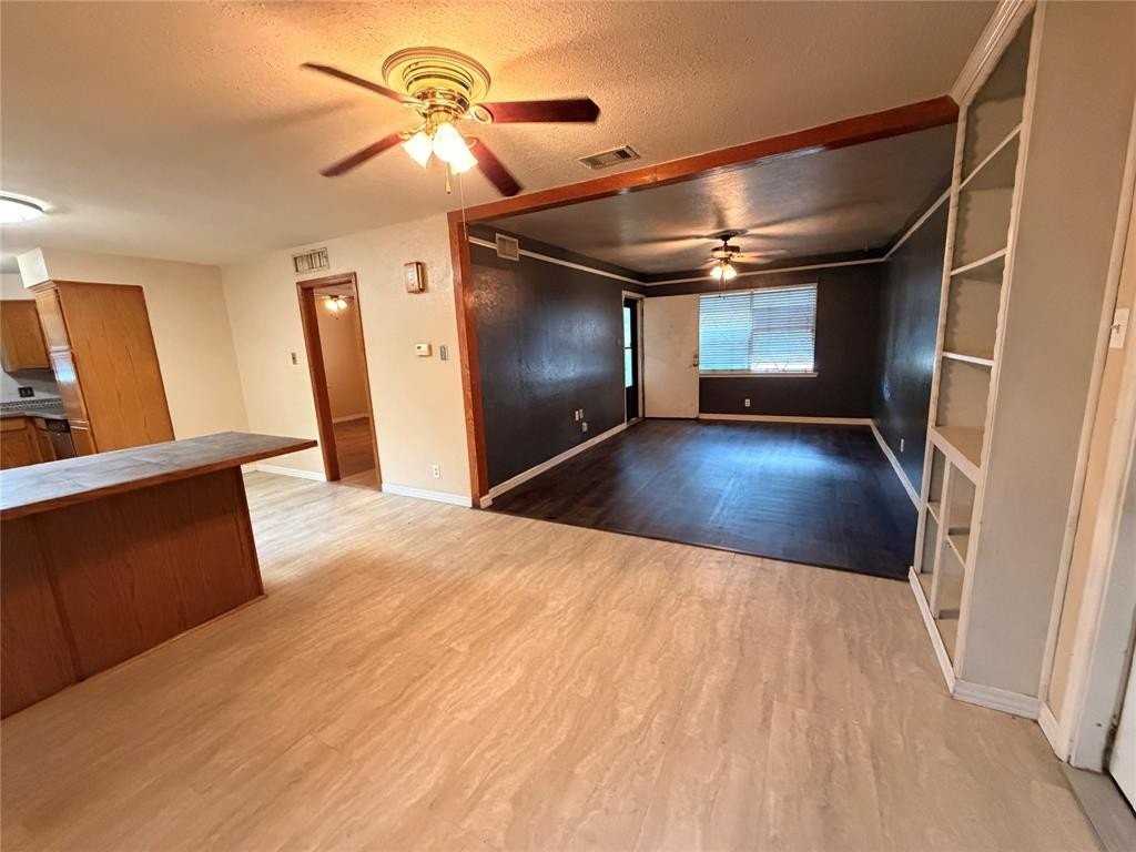 1416 Norwood Dr - Photo 2 of 17