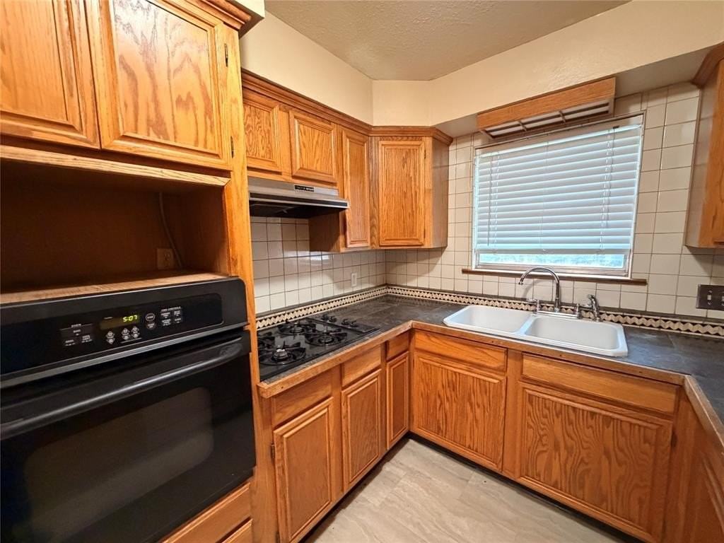 1416 Norwood Dr - Photo 7 of 17