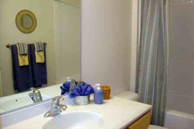 531 Pemberton Ln - Jasmine Apartments - Photo 6 of 7