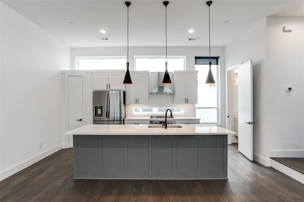 5708 Lindell Ave #102 - Photo 7 of 25