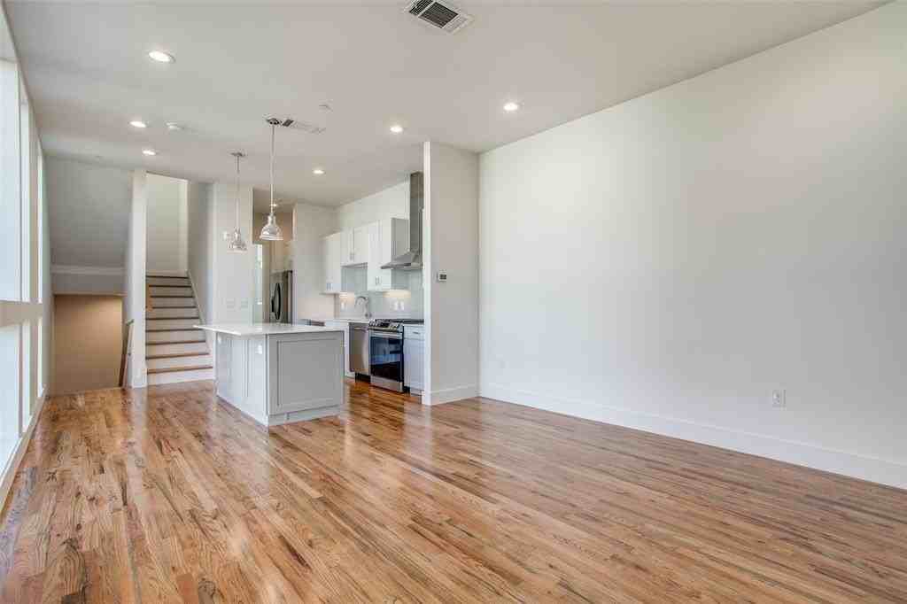 2128 Ashby St #705 - Photo 6 of 12