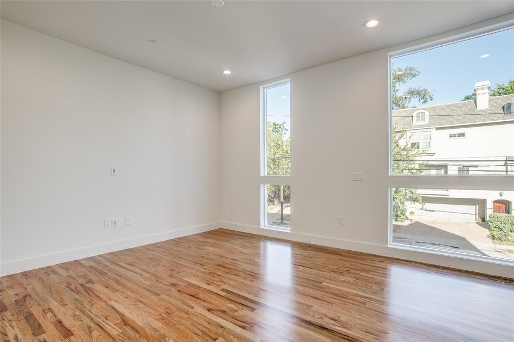 2128 Ashby St #705 - Photo 7 of 12