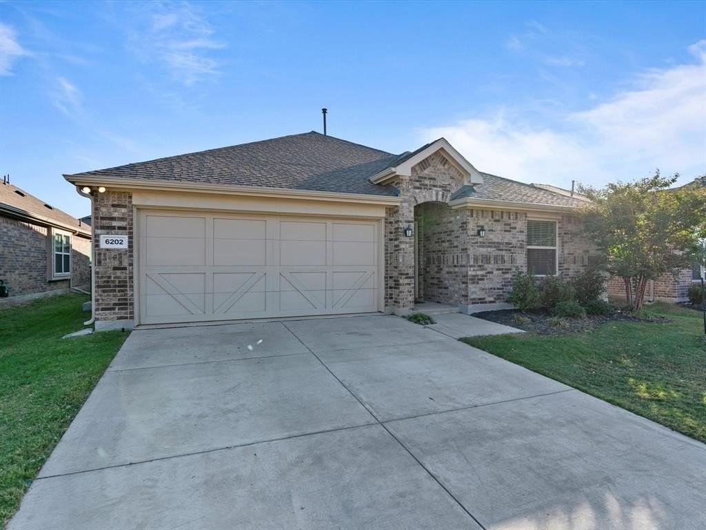 6202 Halton Dr - Photo 2 of 27