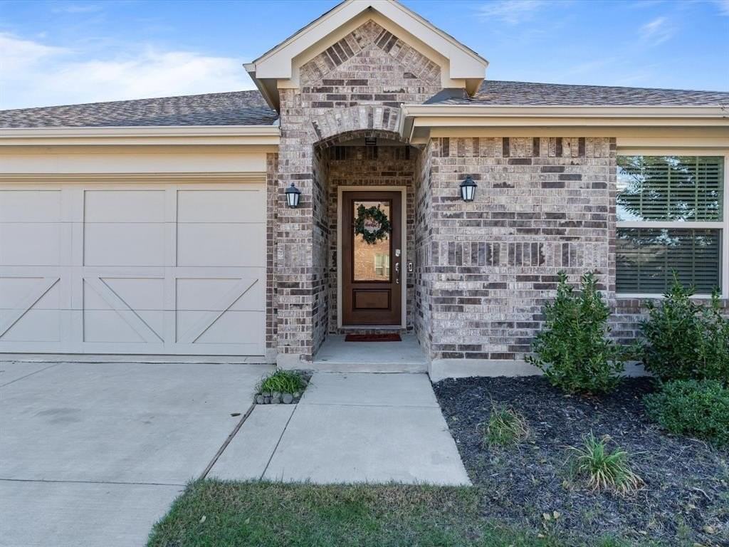 6202 Halton Dr - Photo 3 of 27