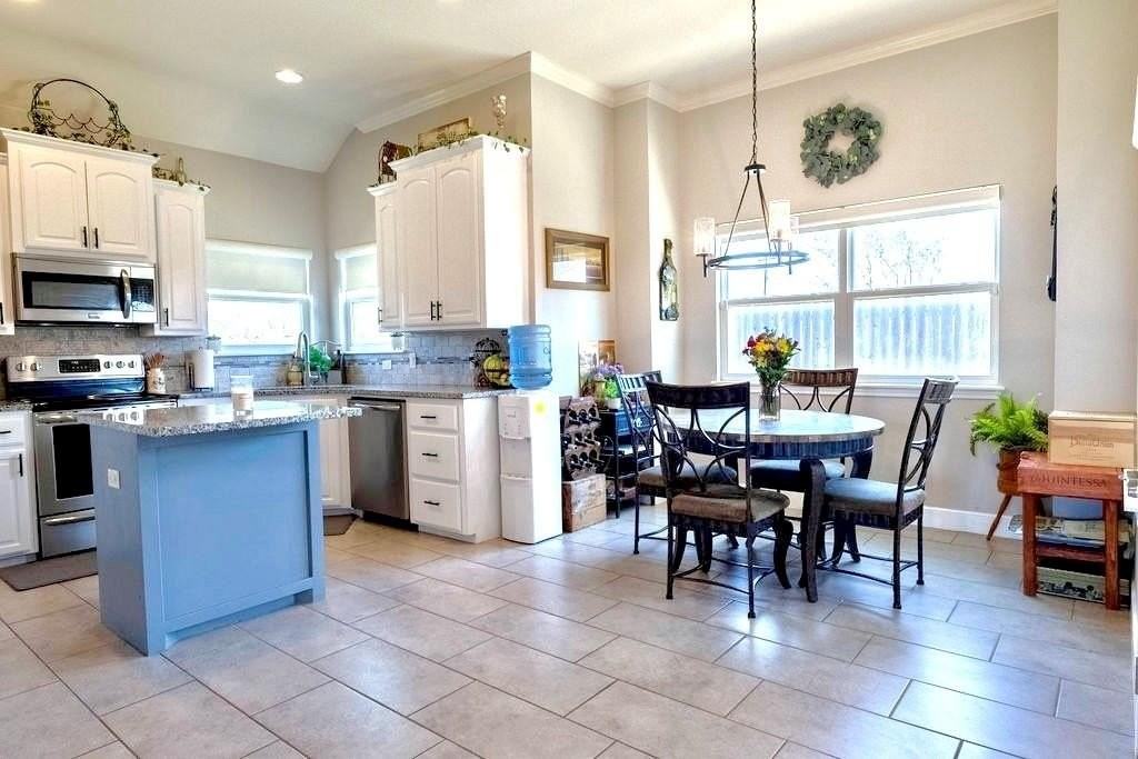 132 Foxtrot Ln - Photo 7 of 21