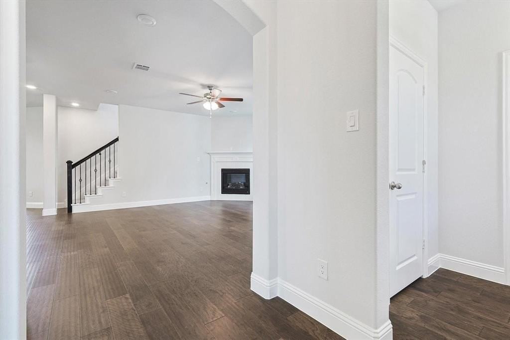 1752 Blakely Pl - Photo 6 of 29