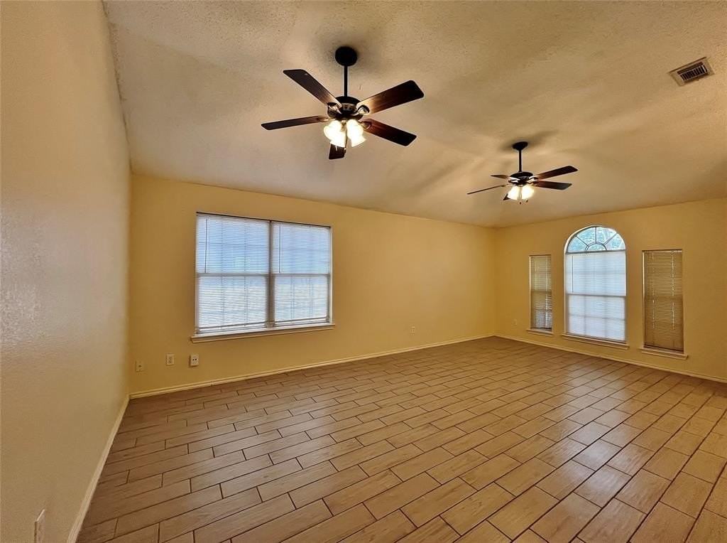 609 Blueberry Hill Ln - Photo 6 of 19
