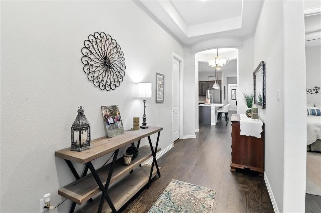 5512 Pebble Dr - Photo 2 of 26