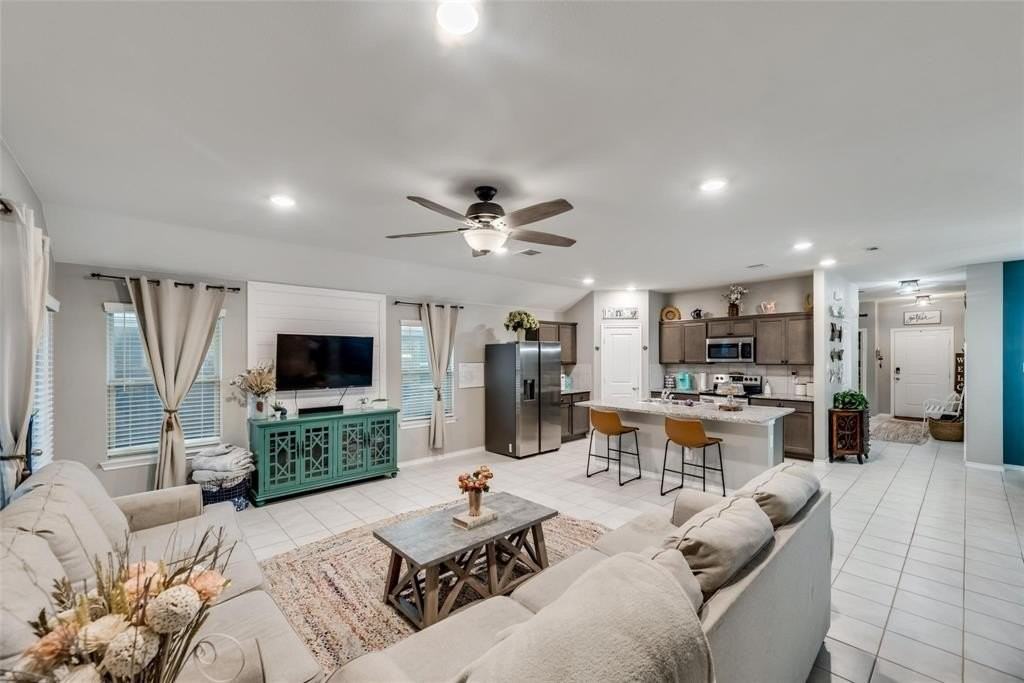 315 Patina St - Photo 7 of 23