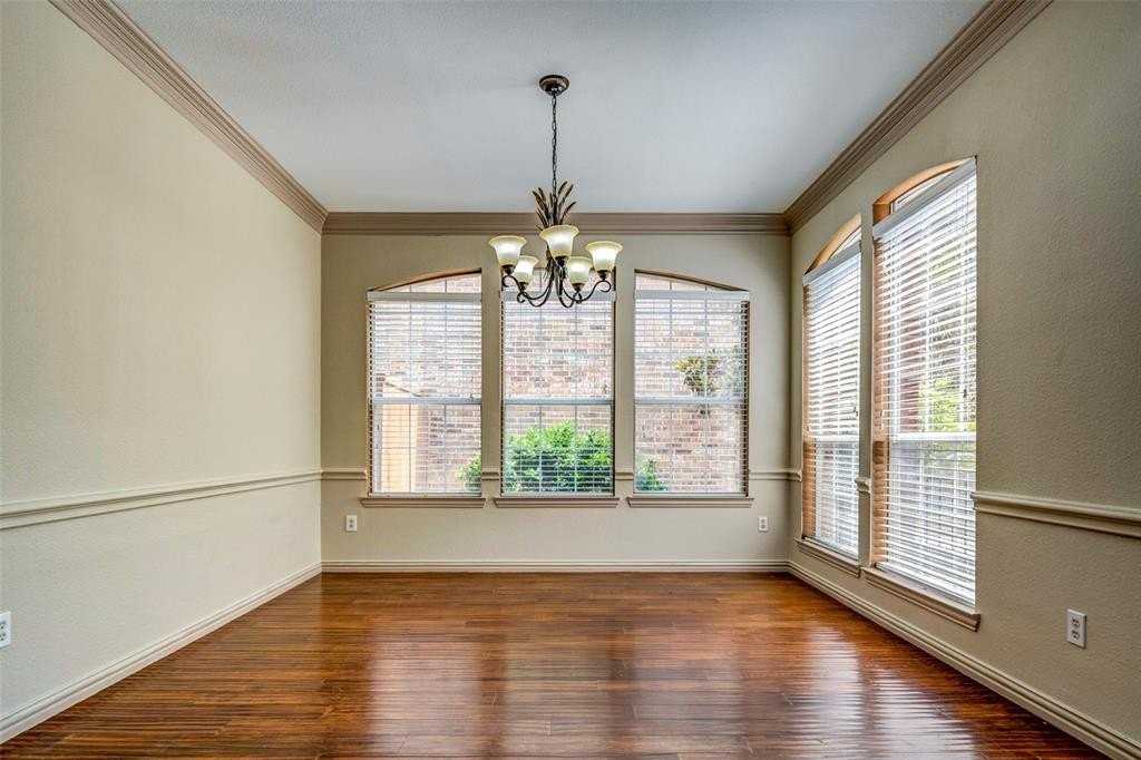 5517 Hidden Creek Ln - Photo 3 of 37