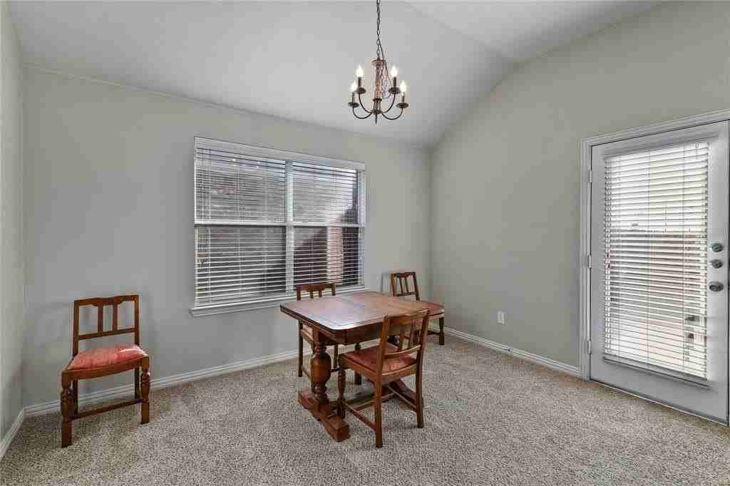 2825 Dawn Spring Dr - Photo 7 of 25