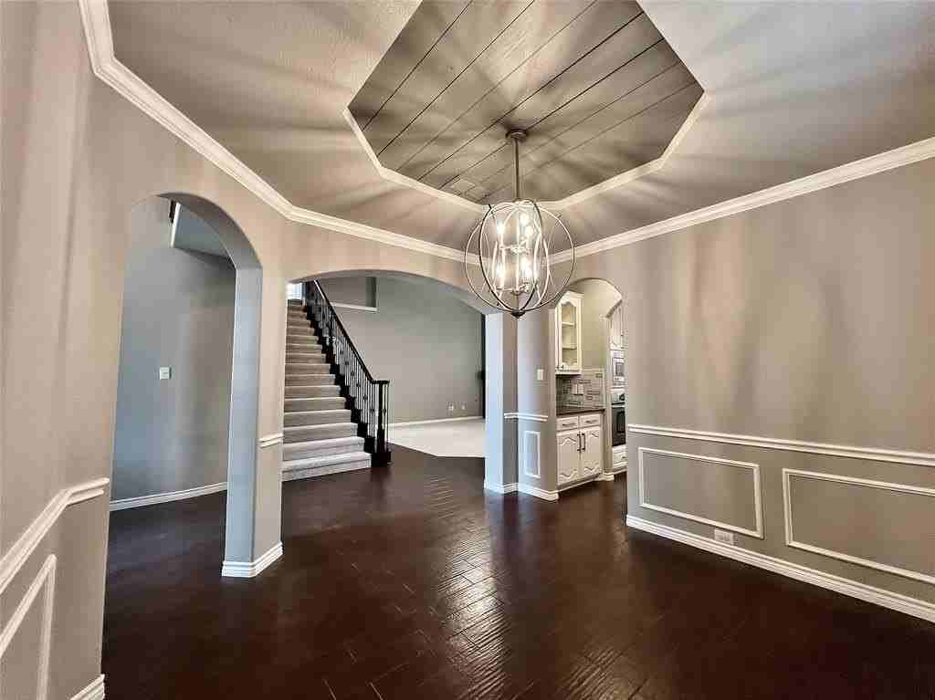 507 Montclaire Dr - Photo 7 of 40