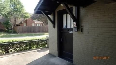 5736 Worth St - Photo 3 of 13