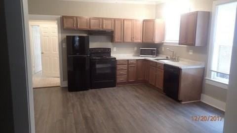 5736 Worth St - Photo 6 of 13