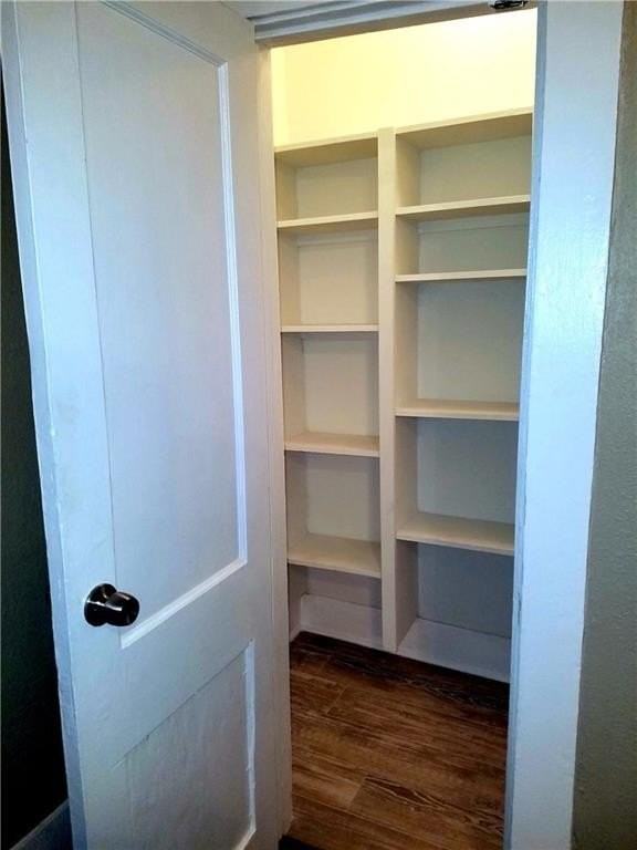 5736 Worth St - Photo 7 of 13