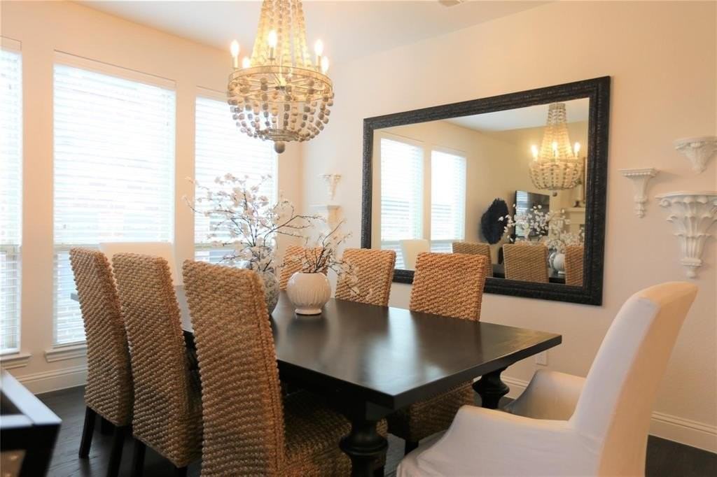 2161 Balcones Dr - Photo 6 of 22