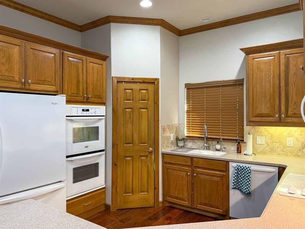 4410 Wild West Cir - Photo 4 of 11