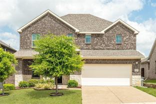 217 Fieldstone Dr - Photo 1 of 1