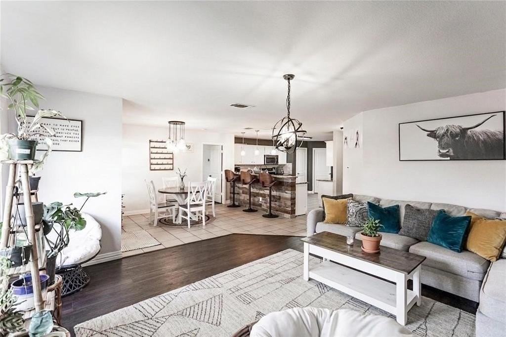 2048 Lake Trail Dr - Photo 6 of 24