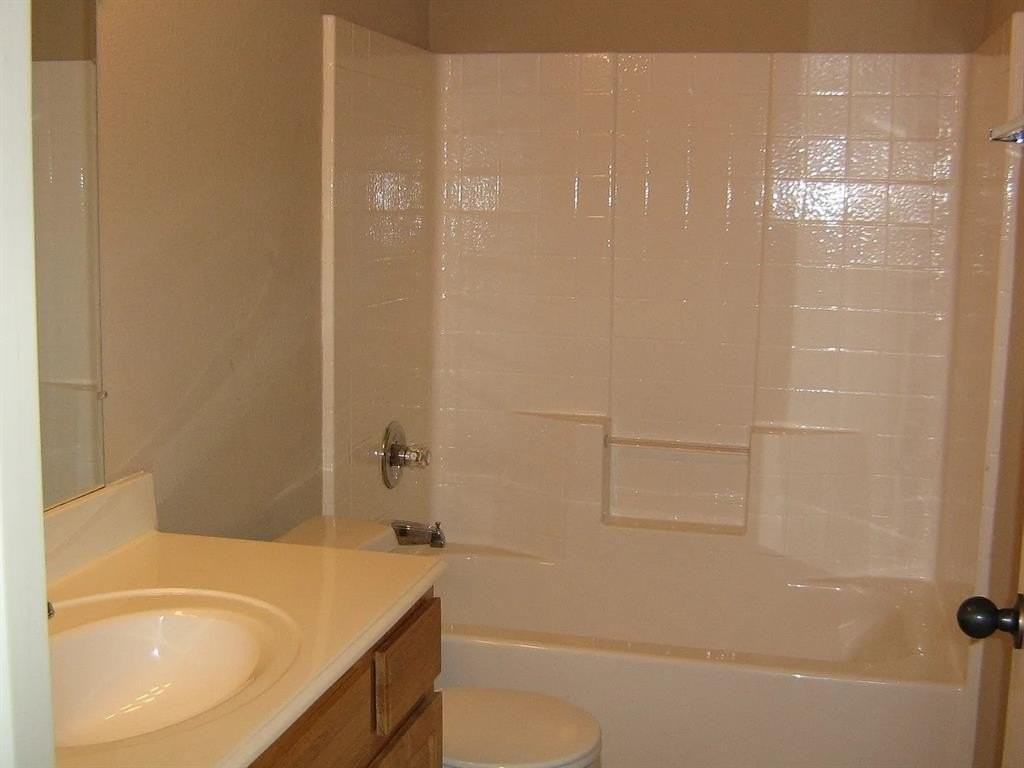 516 Tenison Ln - Photo 4 of 20