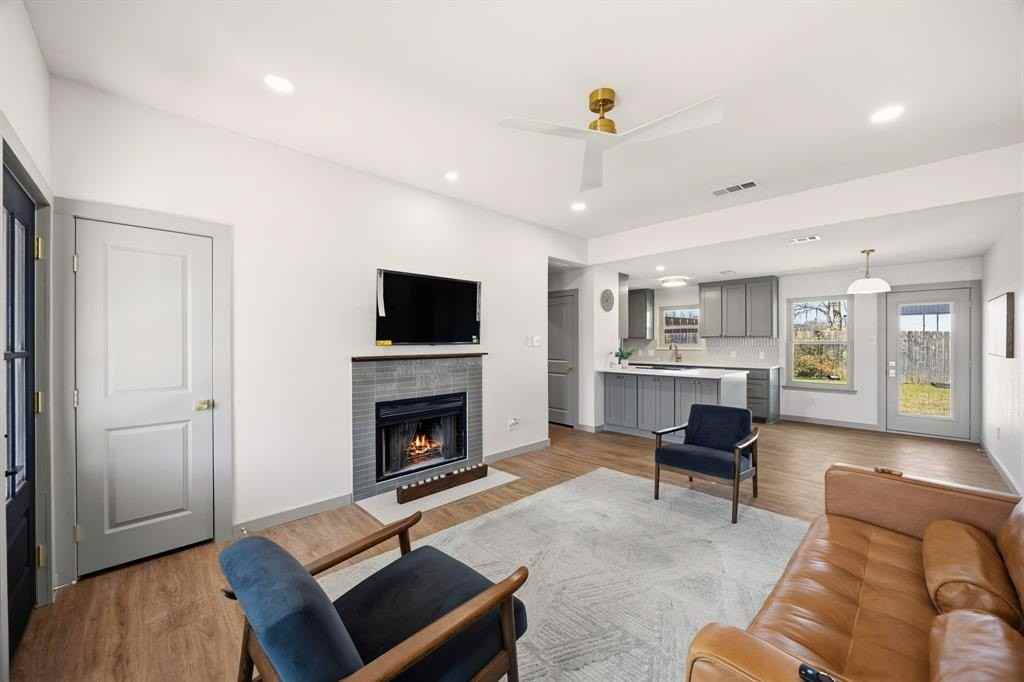 617 Reed St - Photo 7 of 35