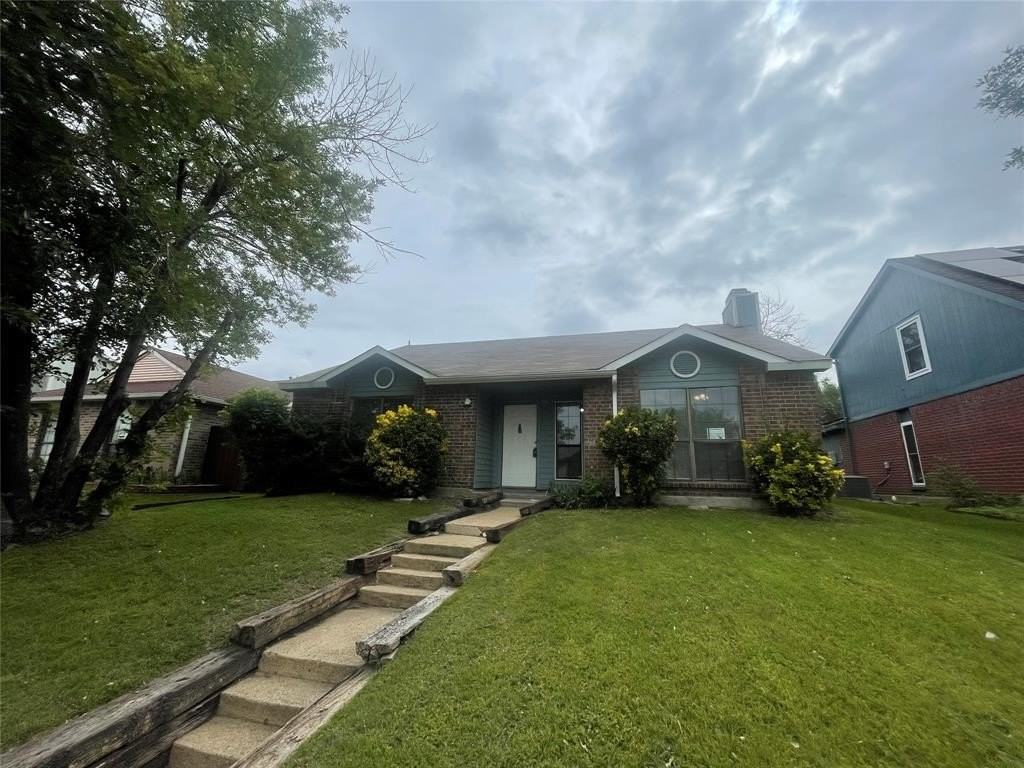 9415 Rutherglen Dr - Photo 2 of 18